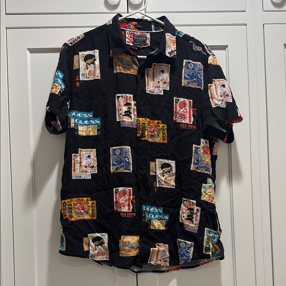 GUESS Men's Black Graphic Shirt